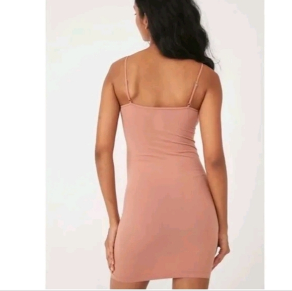 Free People NEW Seamless Mini Slip Iced Chai M/L - Picture 3 of 8
